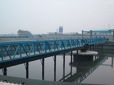 <b>周邊傳動刮泥機(jī)</b>